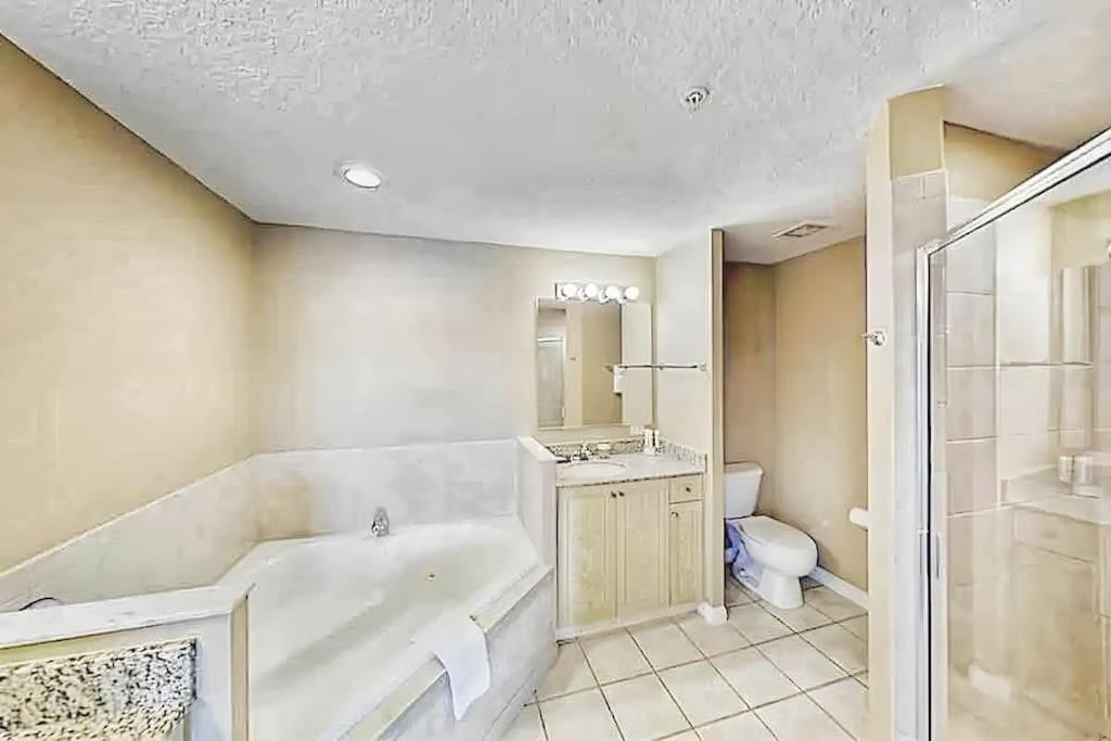 Entire Rental 3-Br Minutes From Disney X8 Hot Tub Apartment 2204 Orlando Zewnętrze zdjęcie